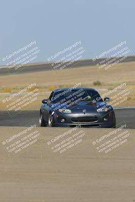 media/Oct-16-2022-Speed Ventures (Sun) [[7df72c9f09]]/Red/Session 2 (Sunset)/